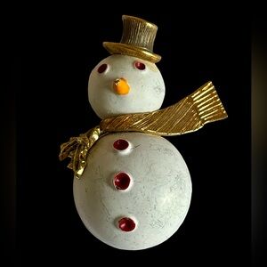 Vintage Signed ART Enamel And Goldtone Snowman Brooch